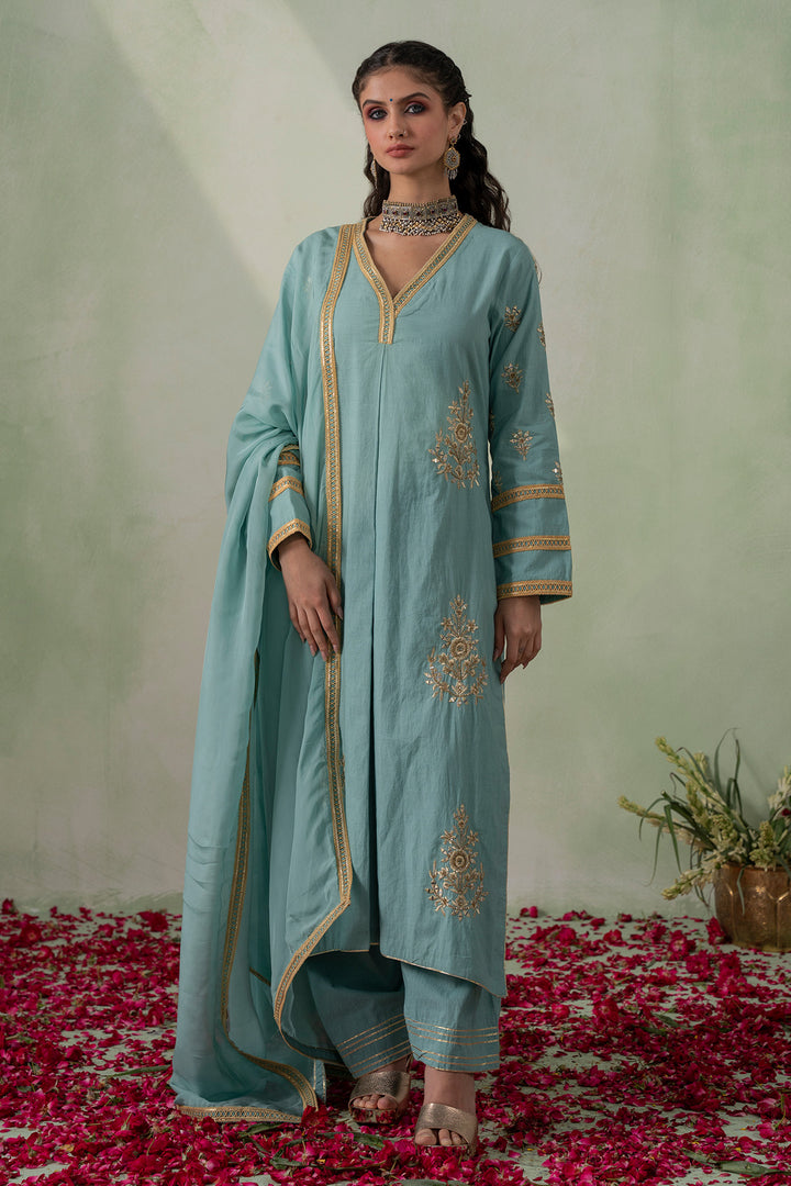 Jannat   Embroidered Kurta Set - Set of 3