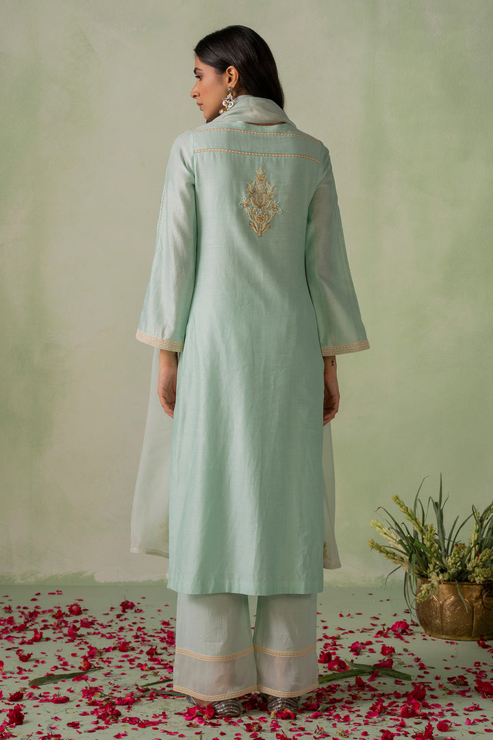 Jannat   Embroidered Kurta Set