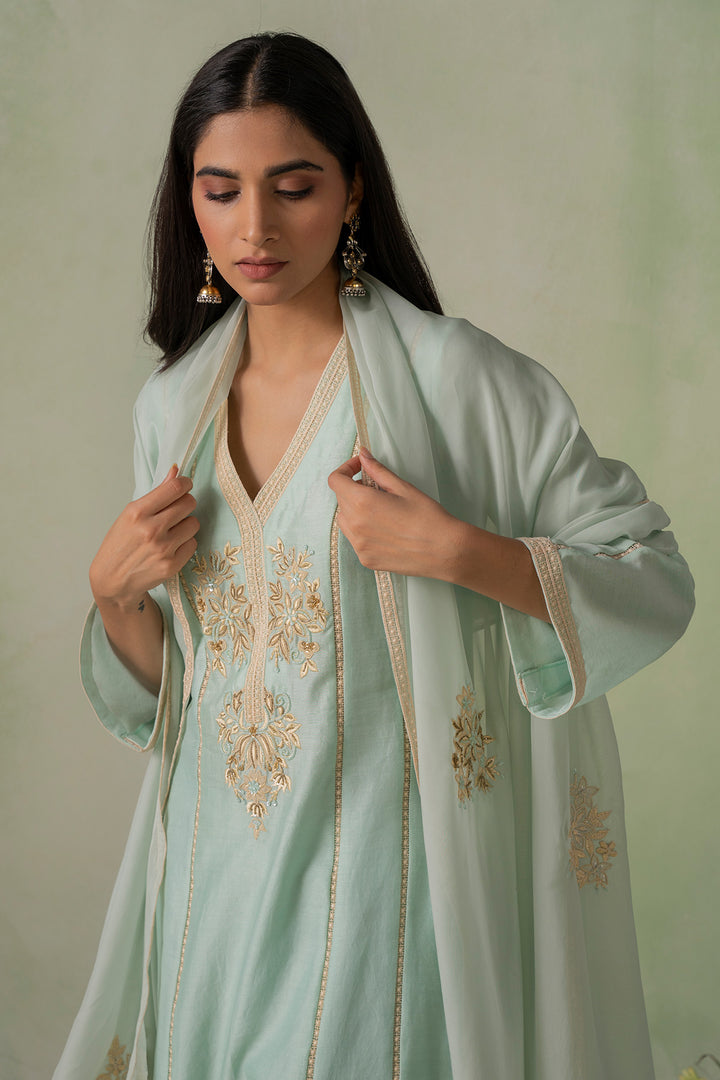 Jannat   Embroidered Kurta Set