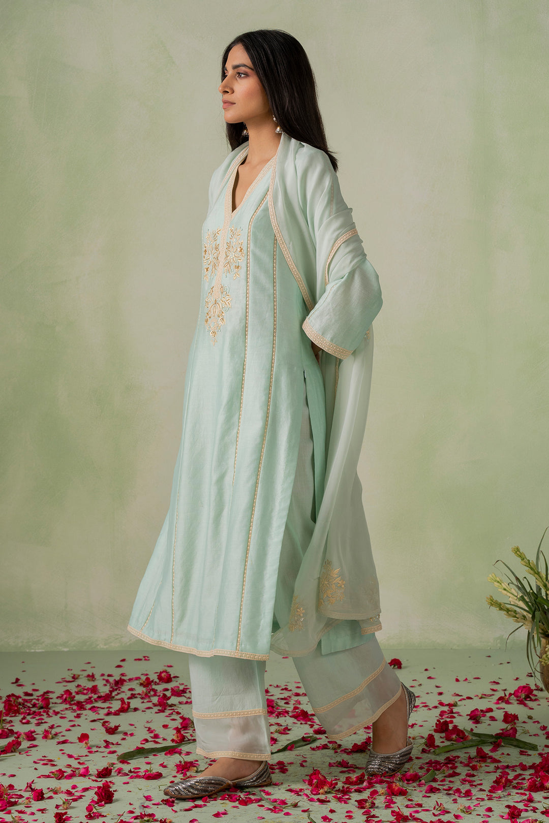 Jannat   Embroidered Kurta Set