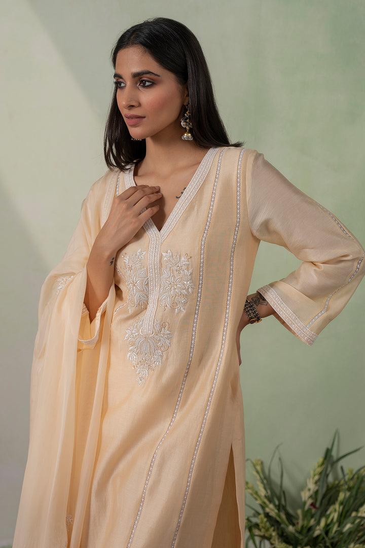 Jannat   Embroidered Kurta Set