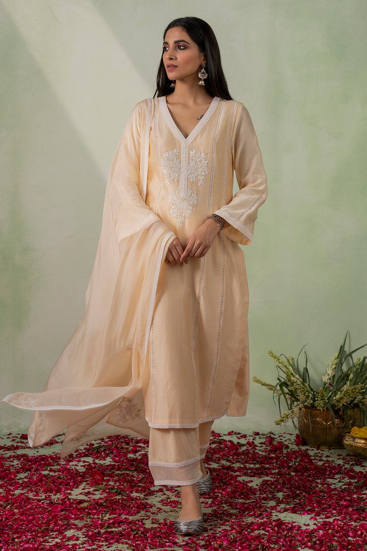 Jannat   Embroidered Kurta Set