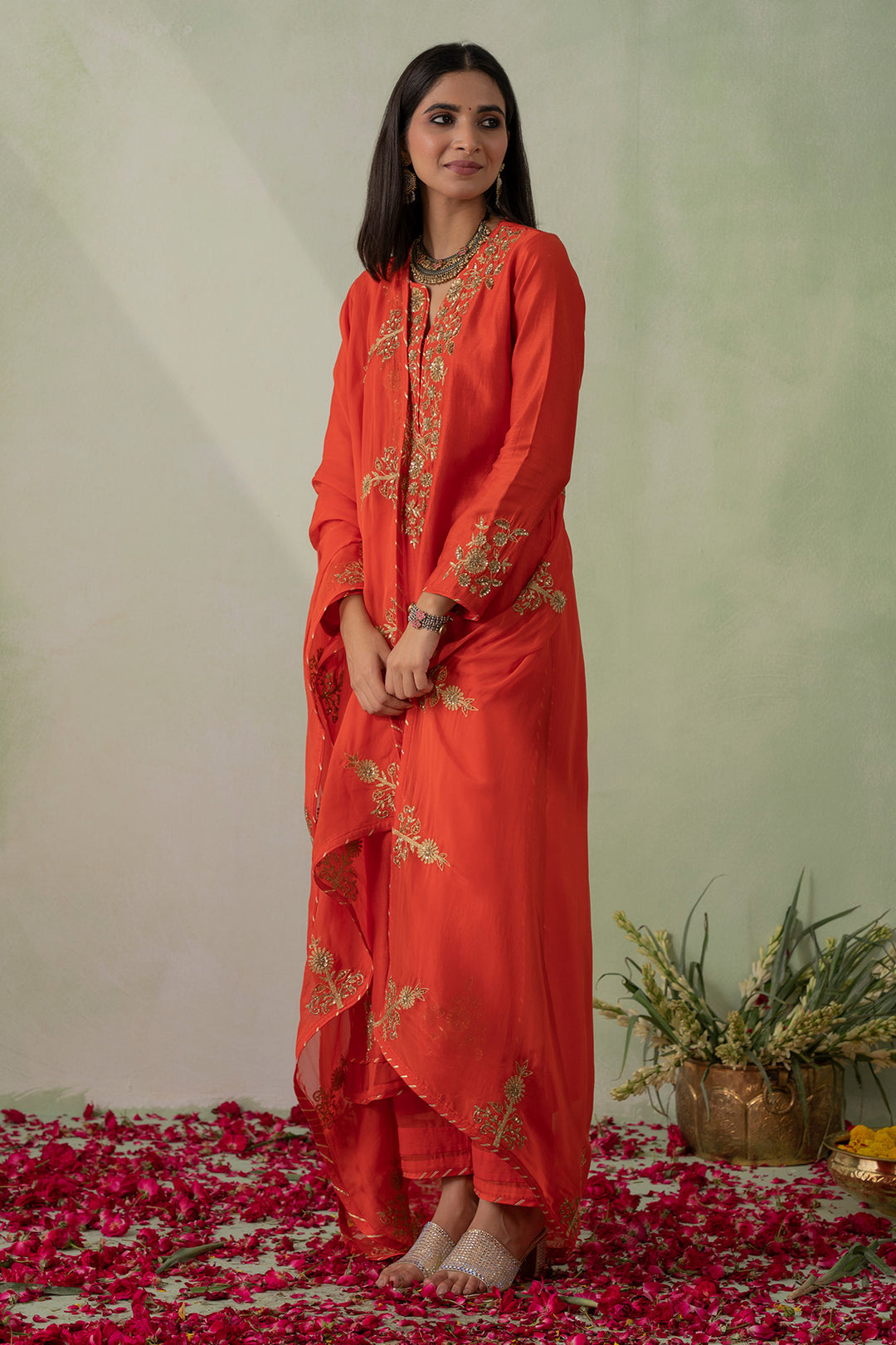 Jannat   Embroidered Kurta Set - Set of 3