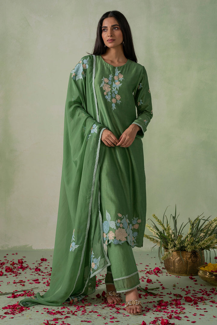 Jannat   Embroidered Kurta Set - Set of 3