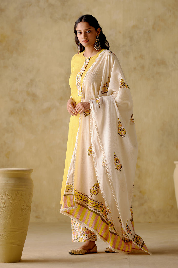 Naaz - Yellow Solid Mukaish Kurta With Palazzo And Dupatta - Set Of 3